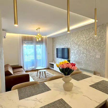 Apartman Lyonessa Gardens *